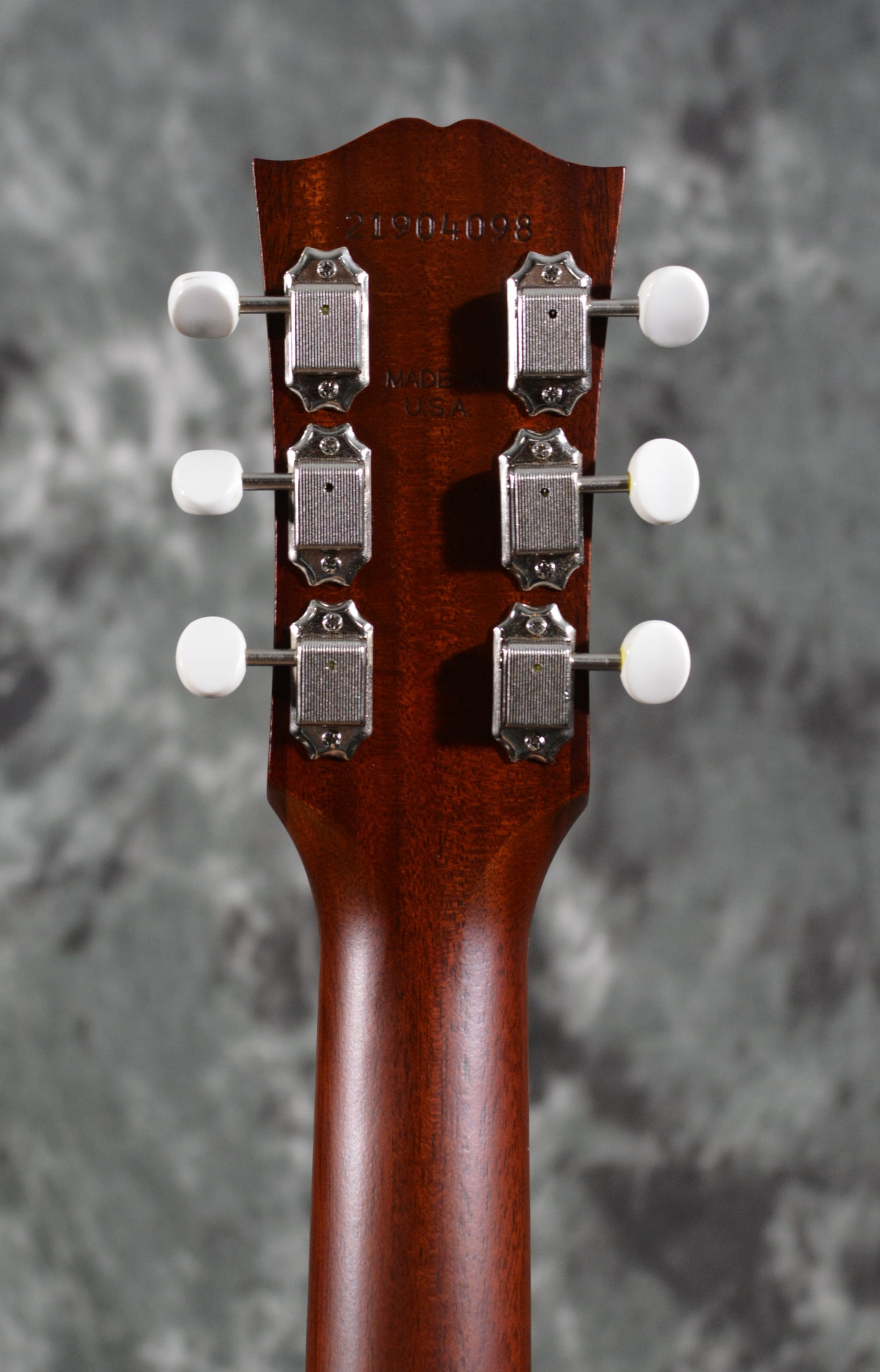 Gibson J-45 50s Faded with Faded Sunburst