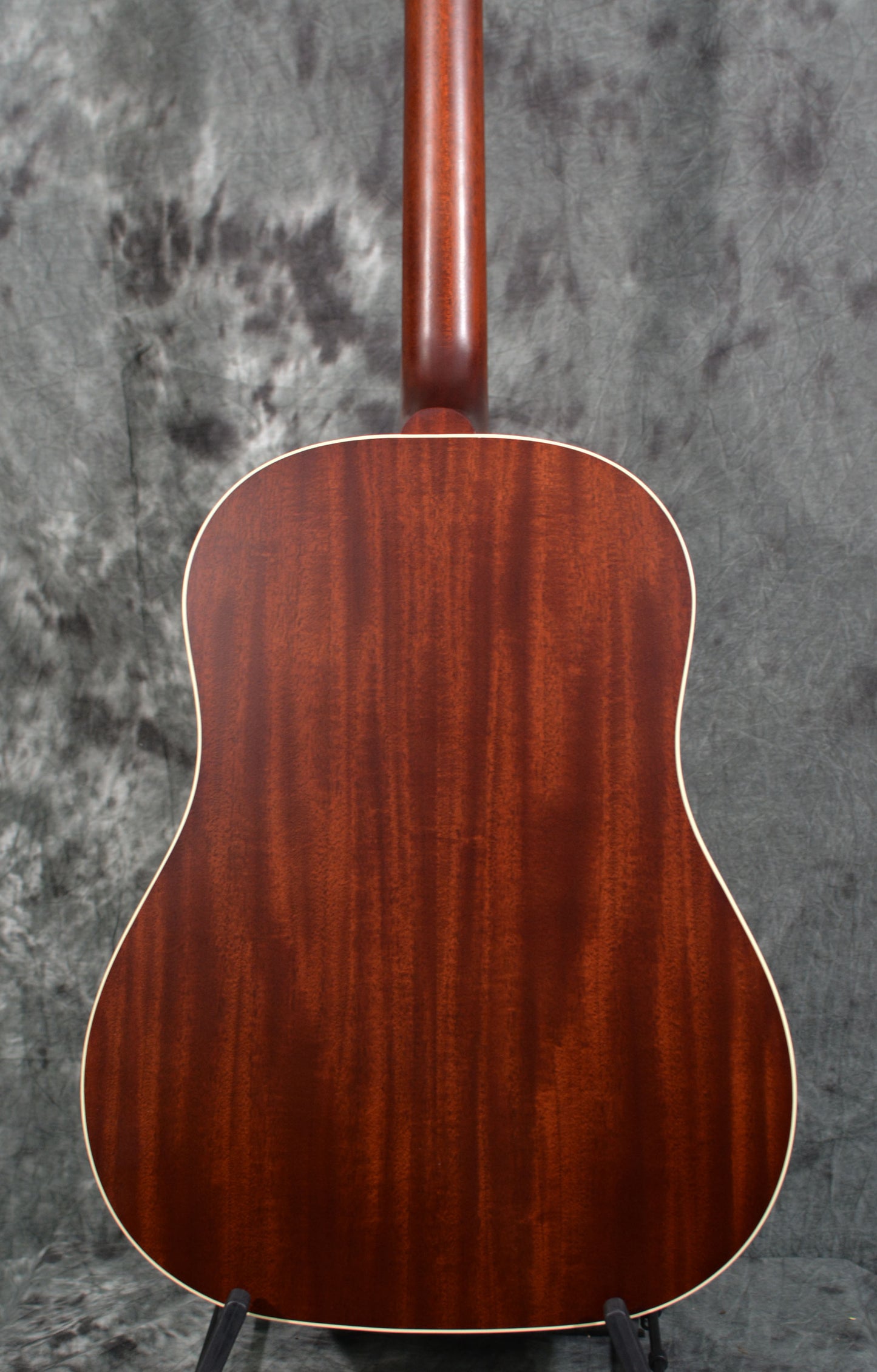 Gibson J-45 50s Faded with Faded Sunburst