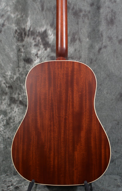 Gibson J-45 50s Faded with Faded Sunburst