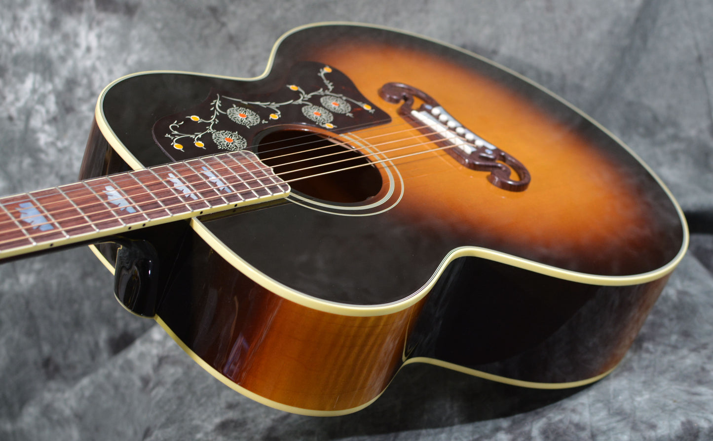 Gibson SJ-200 Original Vintage Sunburst