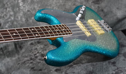 Fender Limited Player Plus X Blu Detiger Jazz Bass