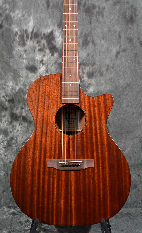 Martin Road Series Special GPC-10E Grand Performance