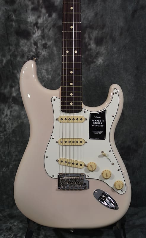 Fender Player II Stratocaster White Blonde Chambered