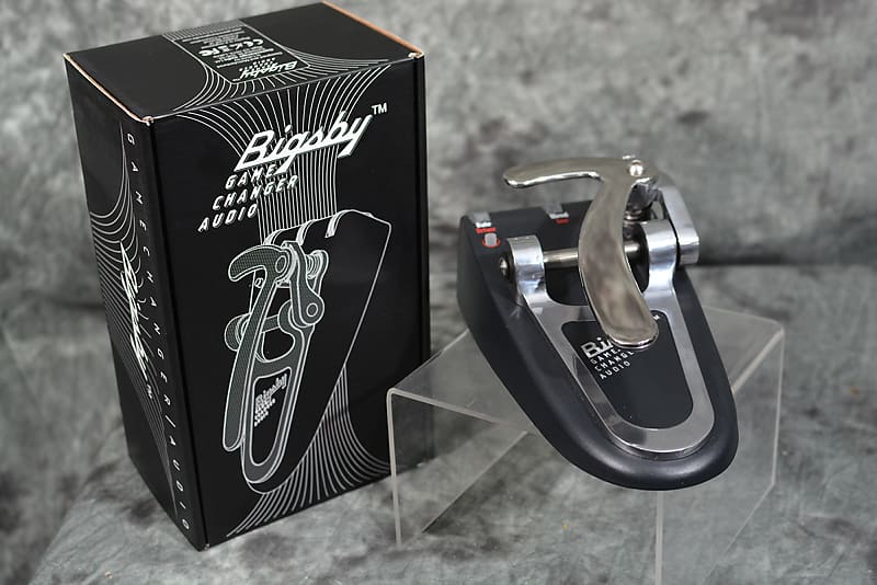 Gamechanger Audio Bigsby Vibrato Pitch Shifter Pedal