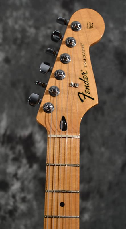 Fender MIM Stratocaster 2012 HSS