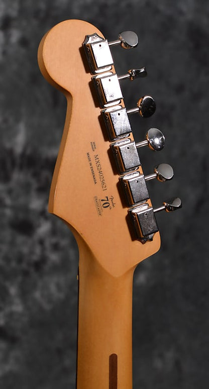 Fender Player II Series Stratocaster Coral Red