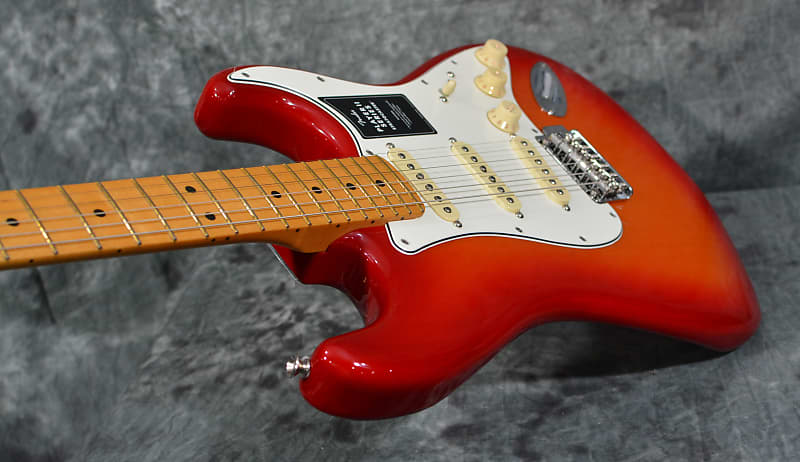 Fender Player II Stratocaster Cherry Burst Chambered