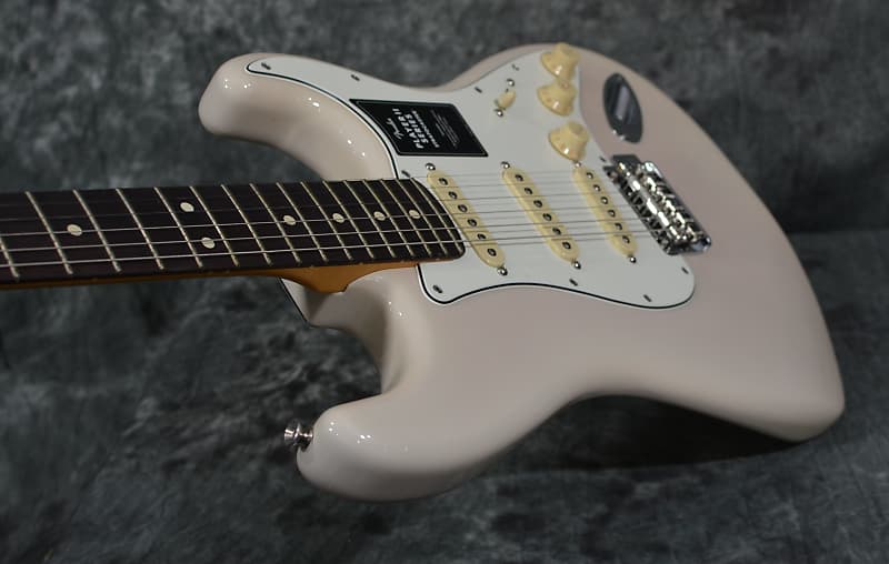 Fender Player II Stratocaster White Blonde Chambered