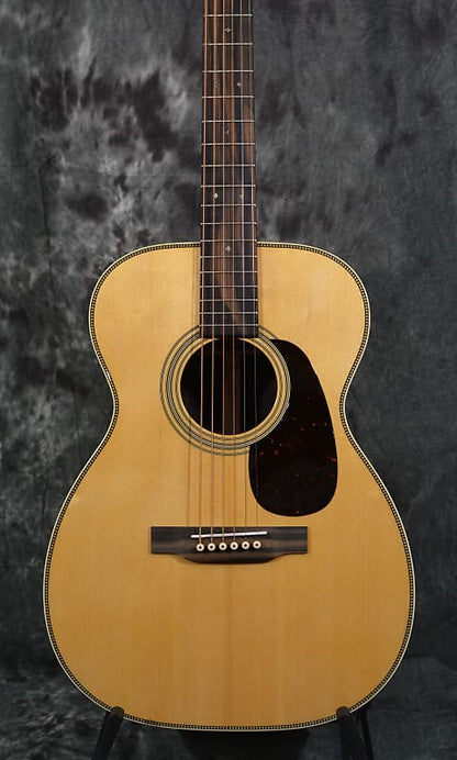 Martin 00-28 Standard Series Orchestra Acoustic