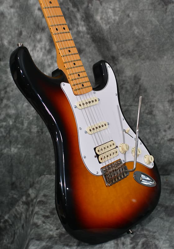 Fender MIM Stratocaster 2012 HSS