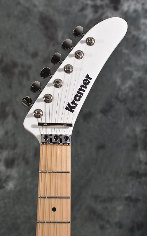 Kramer Original Series The 84 Matte White Floyd Rose