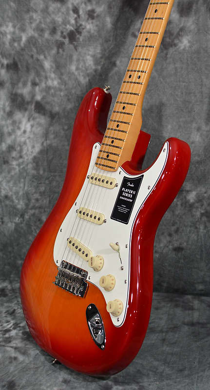 Fender Player II Stratocaster Cherry Burst Chambered