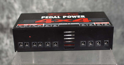 Voodoo Lab 4X4 Power Supply w/ Cables and Power