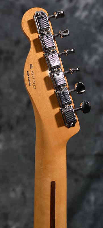 Fender Vintera II '50s Nocaster Blackguard Blonde