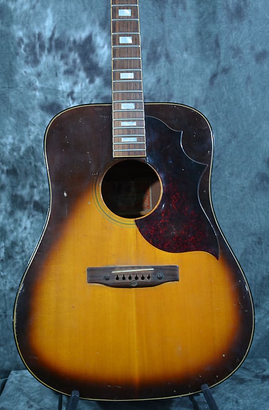 Gibson SJ Deluxe Square Shoulder Dreadnought 70s Vintage Sunburst