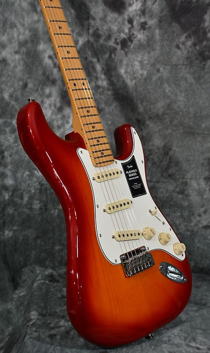 Fender Player II Stratocaster Cherry Burst Chambered