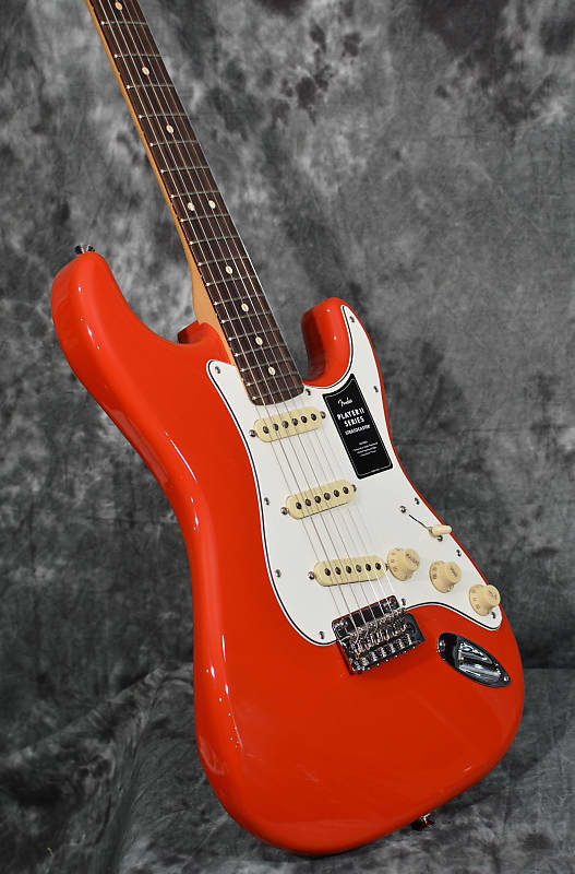 Fender Player II Series Stratocaster Coral Red