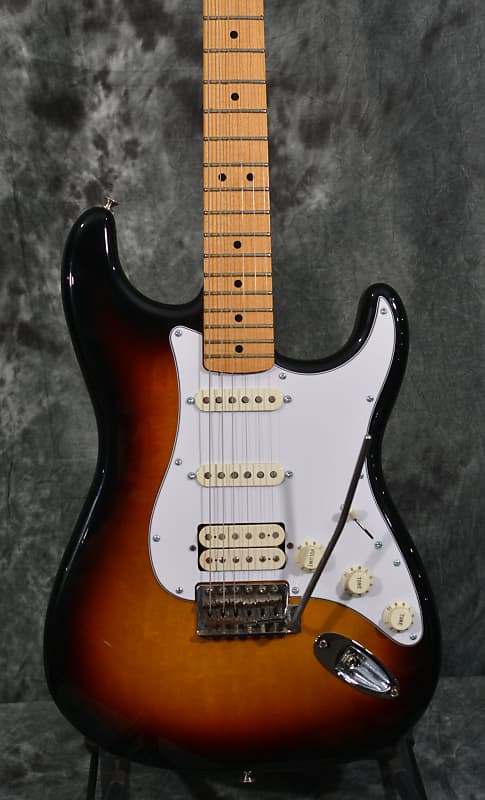 Fender MIM Stratocaster 2012 HSS