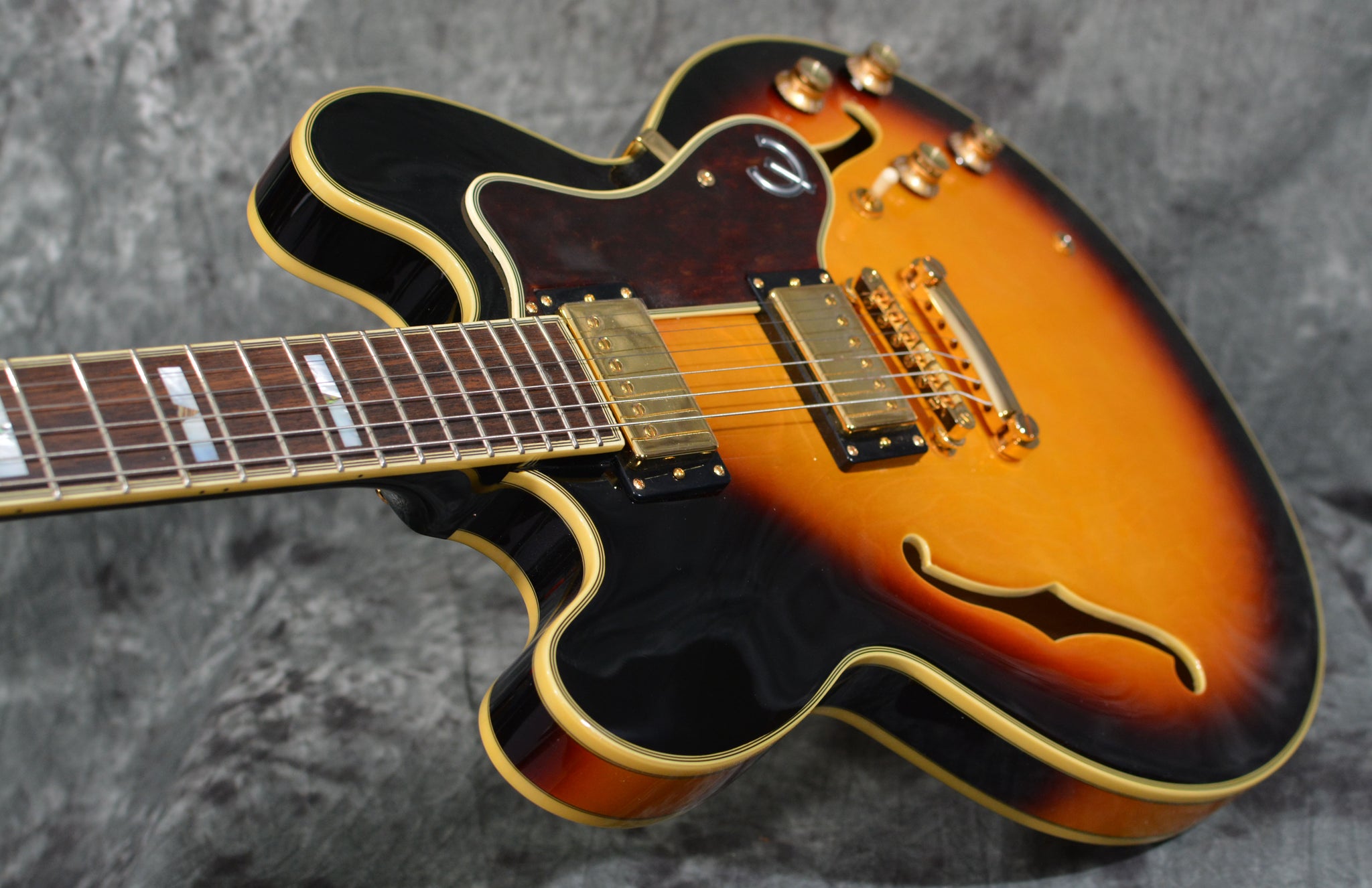 Epiphone Archtop Sheraton-II PRO Vintage Sunburst – Mainstagemusic