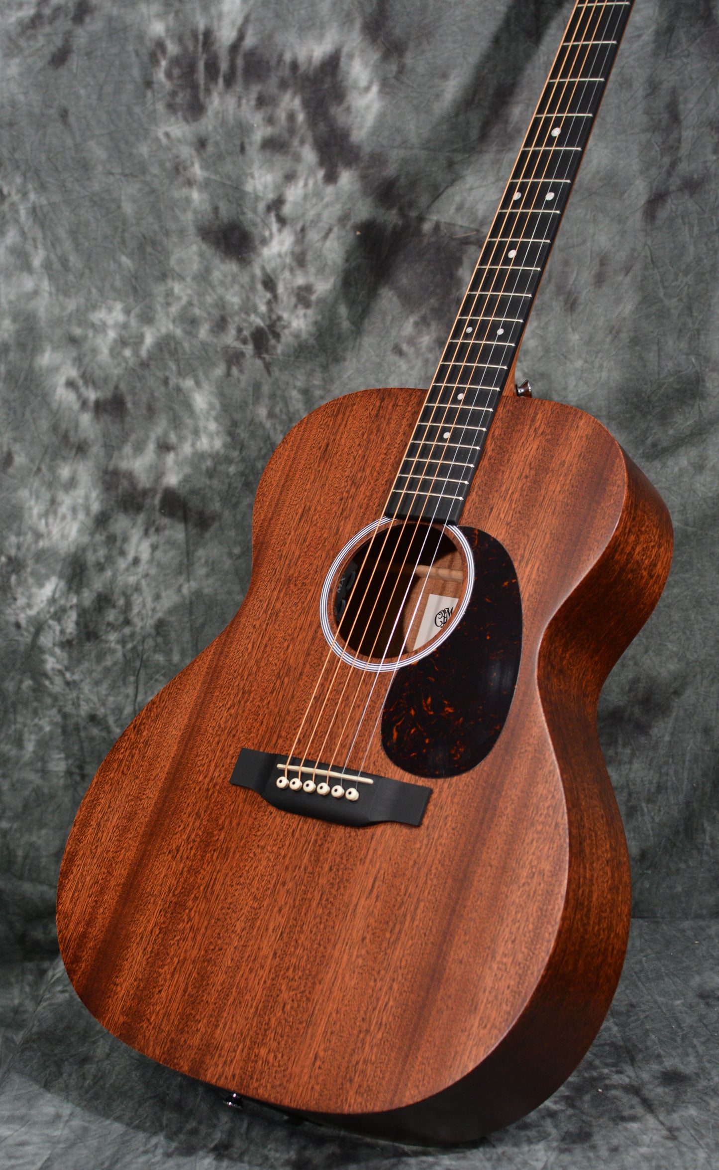 Martin 000-10E Road Series Sapele Auditorium Acoustic Electric